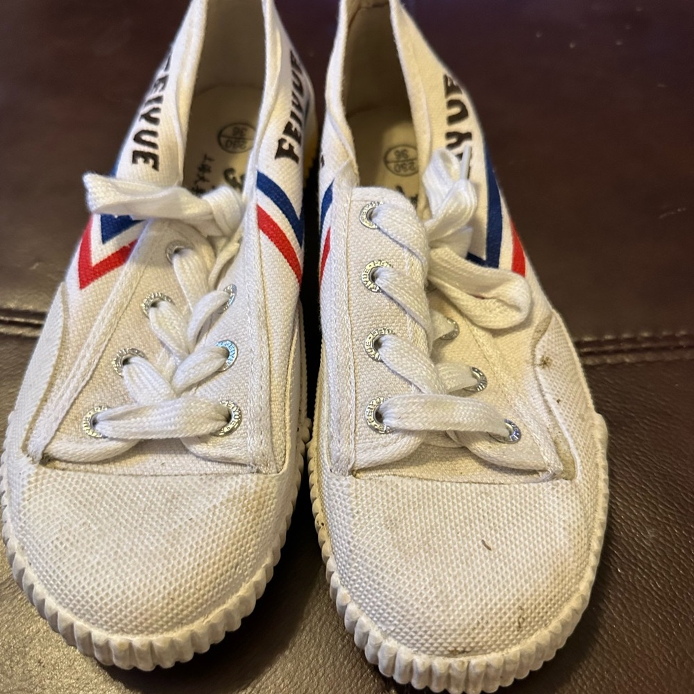 Feiyue White and Red Canvas Sneakers Classic Style
